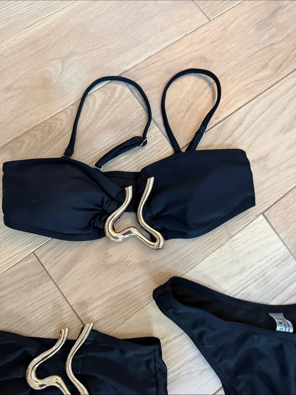 Commense chic black